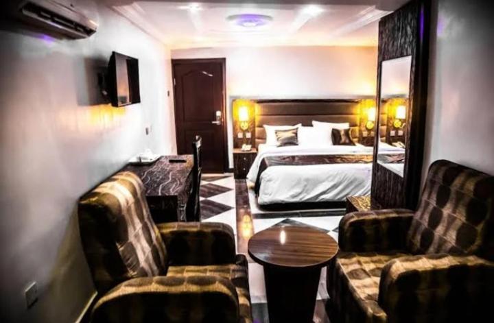E-Suites Hotel, أبوجا المظهر الخارجي الصورة