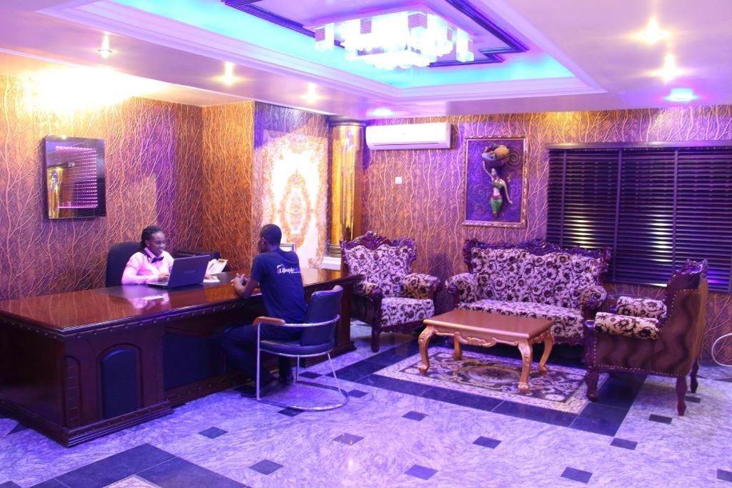 E-Suites Hotel, أبوجا المظهر الخارجي الصورة