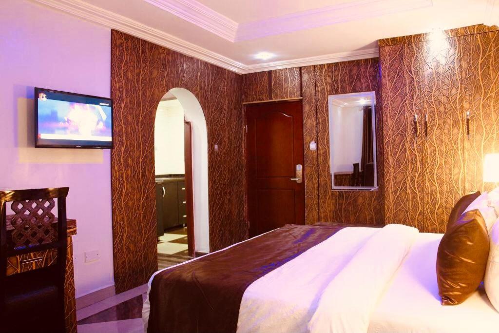 E-Suites Hotel, أبوجا المظهر الخارجي الصورة